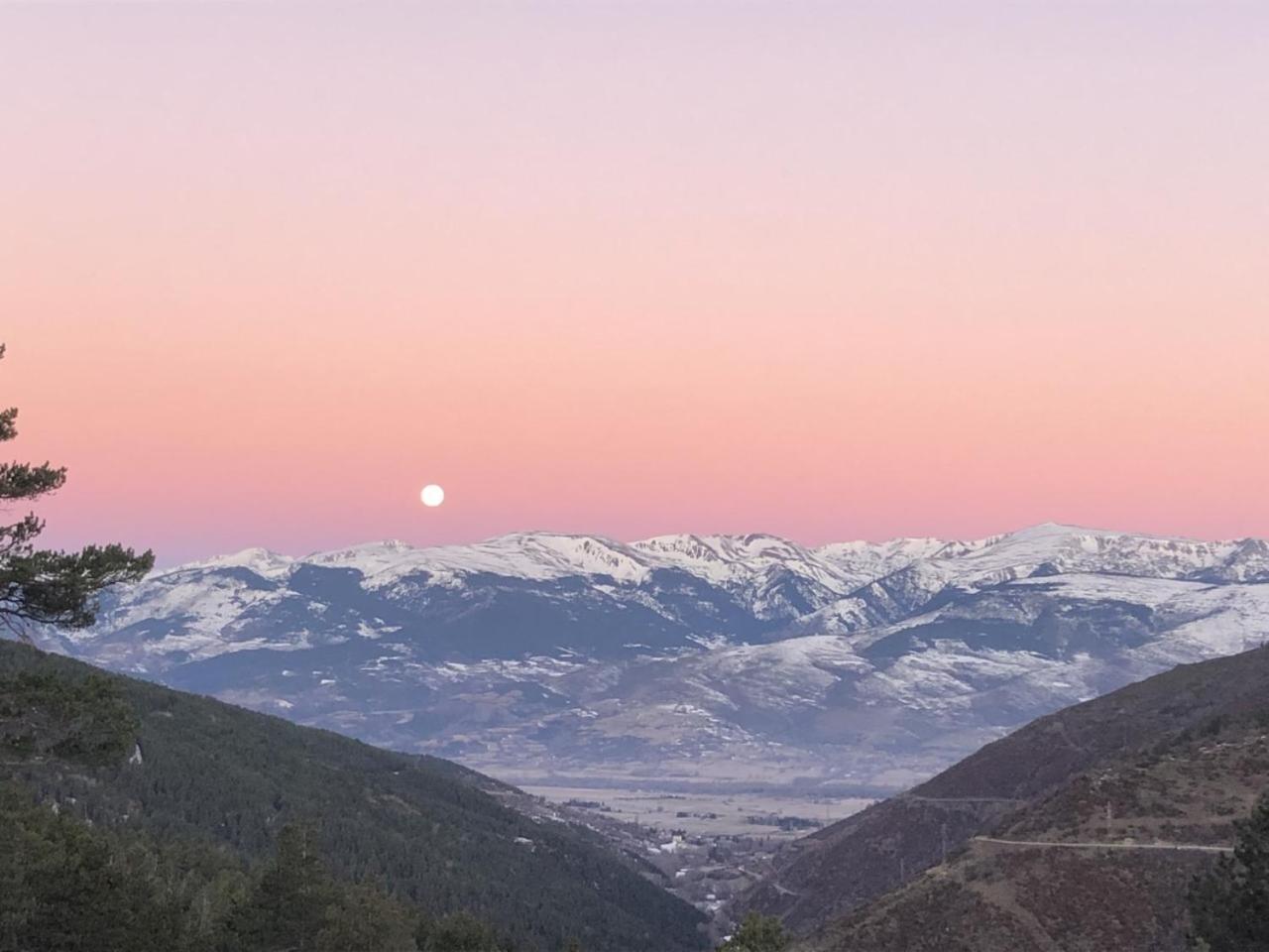 Minds & Mountains Eco Lodge La Molina  Exterior foto